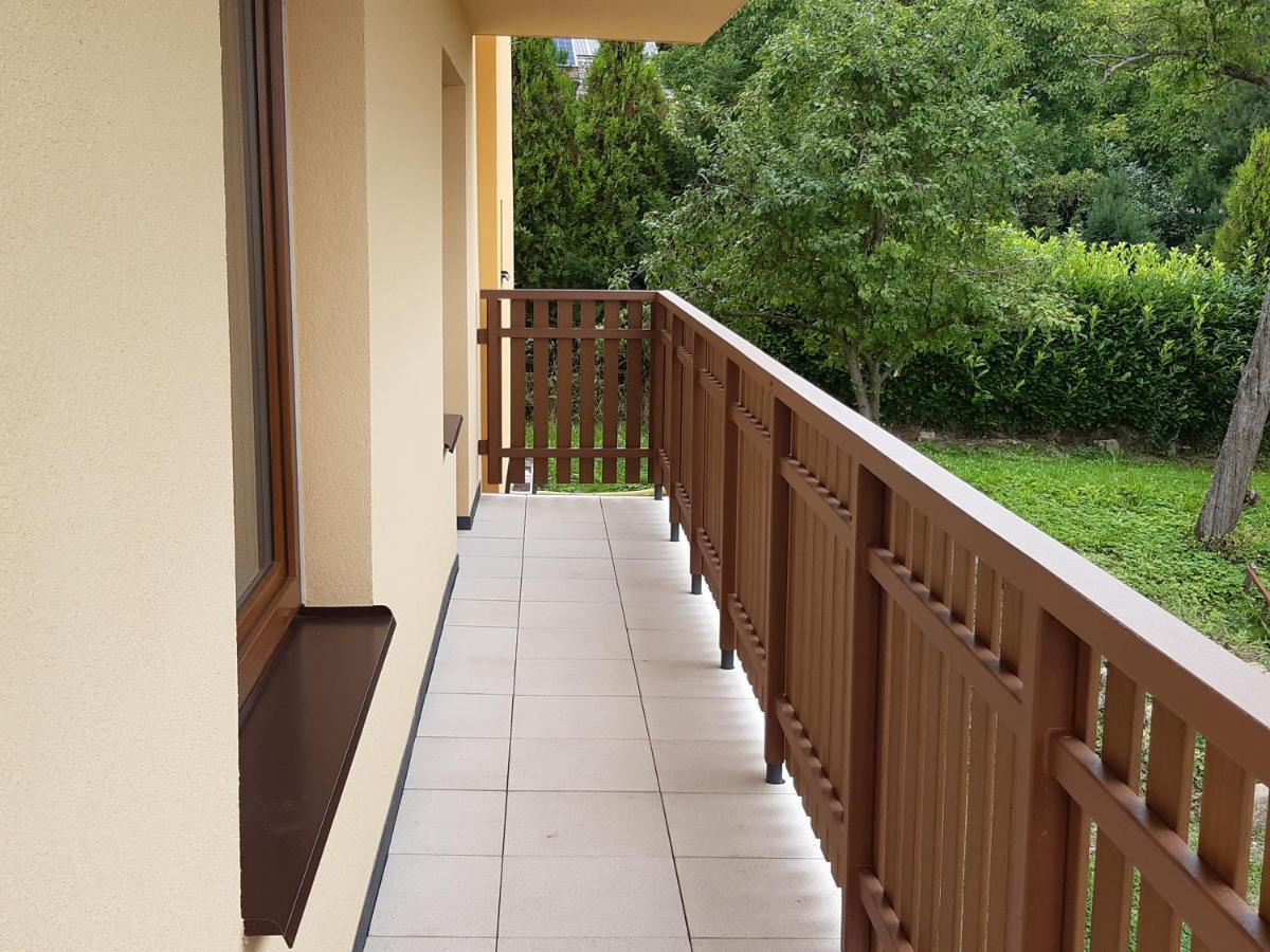 Apartmany U Zvonicky Prachov ภายนอก รูปภาพ