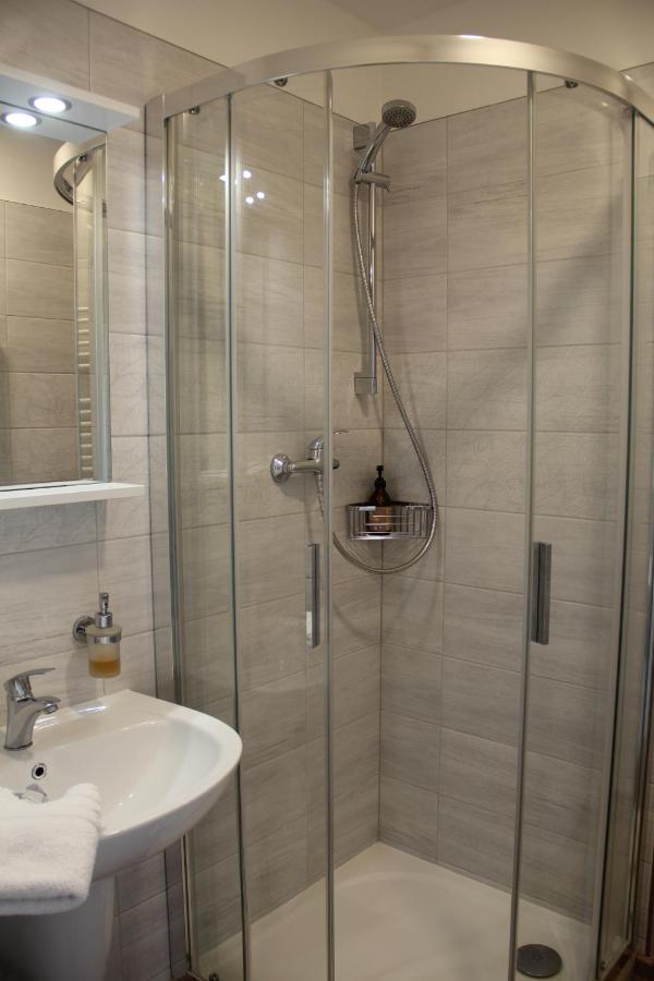 Apartmany U Zvonicky Prachov ภายนอก รูปภาพ